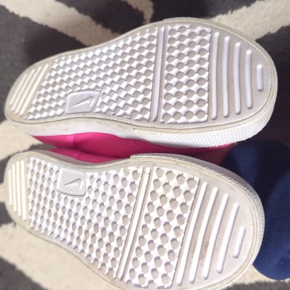 Nike 1.5 - Picture 2 of 4